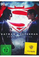 Batman v Superman: Dawn of Justice DVD-Cover